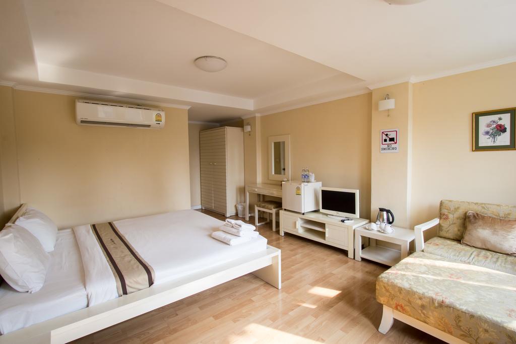 Triple Palms House Hotell Chiang Mai Eksteriør bilde